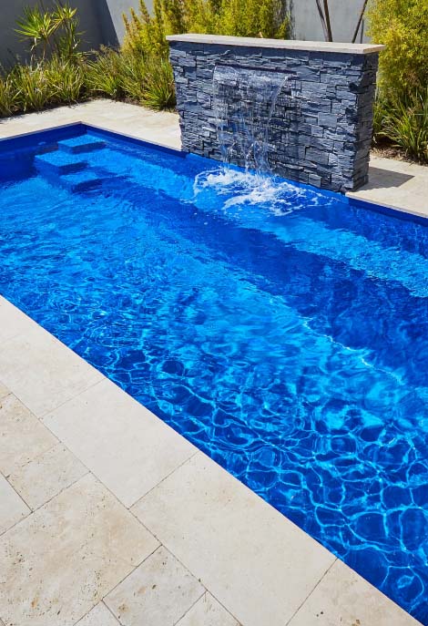 12-reasons-why-you-should-buy-a-fibreglass-pool-blogimage1-m