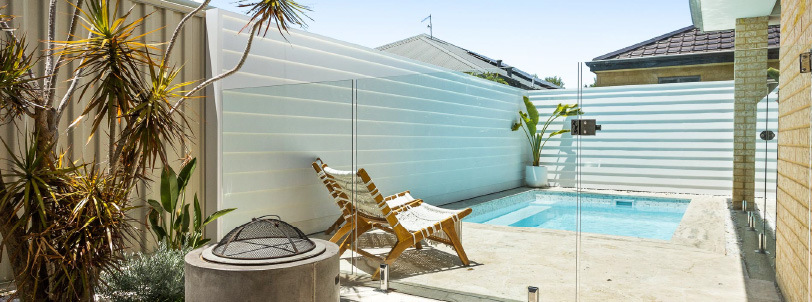 a-simple-guide-to-modern-poolside-decor-blogimage2