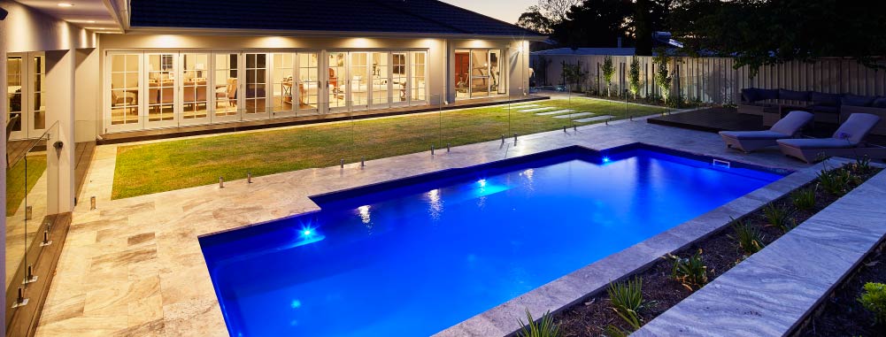 christmas-pool-lighting-create-a-festive-glow-for-evening-swims-blogimage2