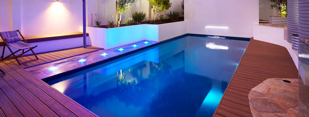 chrsitmas-pool-lighting-create-a-festive-glow-for-evening-swims-blogimage1