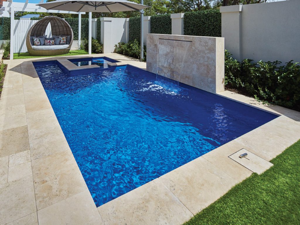 Coral Bay 7m x 3m - The Fibreglass Pool Company