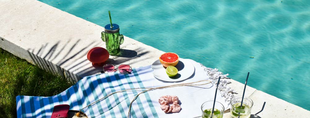 the-best-poolside-cocktails-inspied-by-aussie-flavours-blgimage1