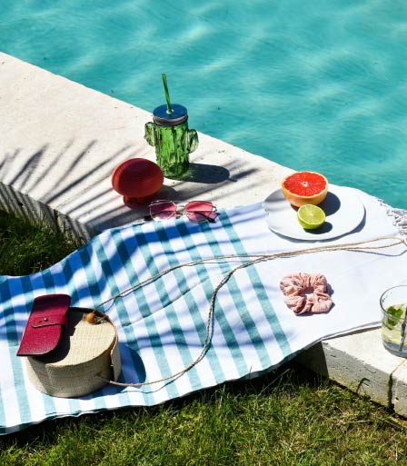 the-best-poolside-cocktails-inspied-by-aussie-flavours-blogimage1-m